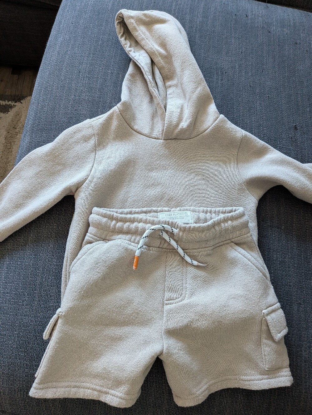 Free Planet 2T Neutral Oatmeal Sweat Set